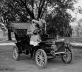 Леди в автомобиле 1905