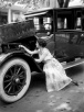 Леди в автомобиле 1922